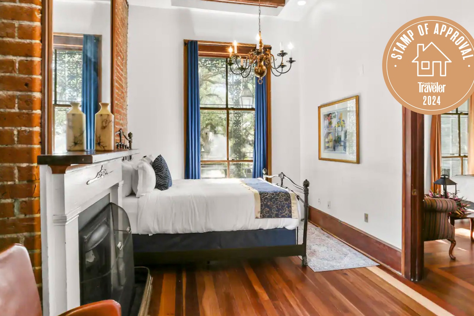 My Favorite Airbnb: A New Orleans Apartment With Two Balconies